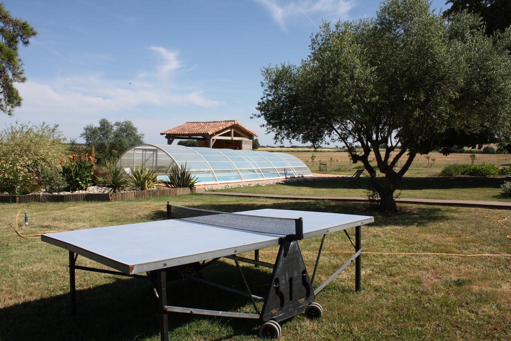 Domaine De Soulery Bed and Breakfast Beaupuy  Εξωτερικό φωτογραφία