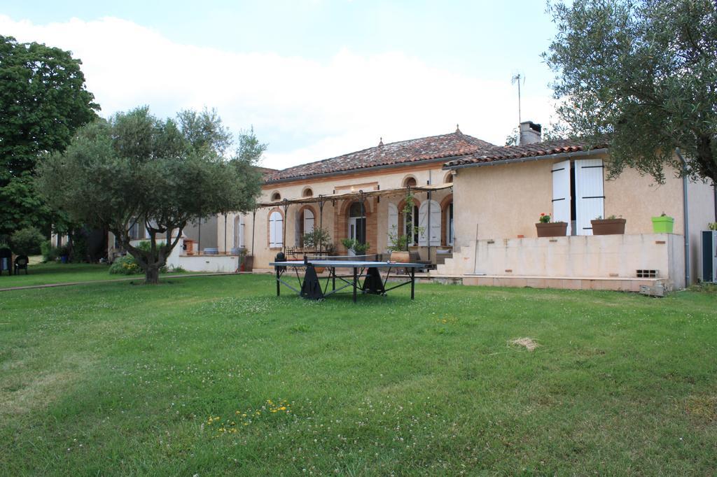 Domaine De Soulery Bed and Breakfast Beaupuy  Εξωτερικό φωτογραφία