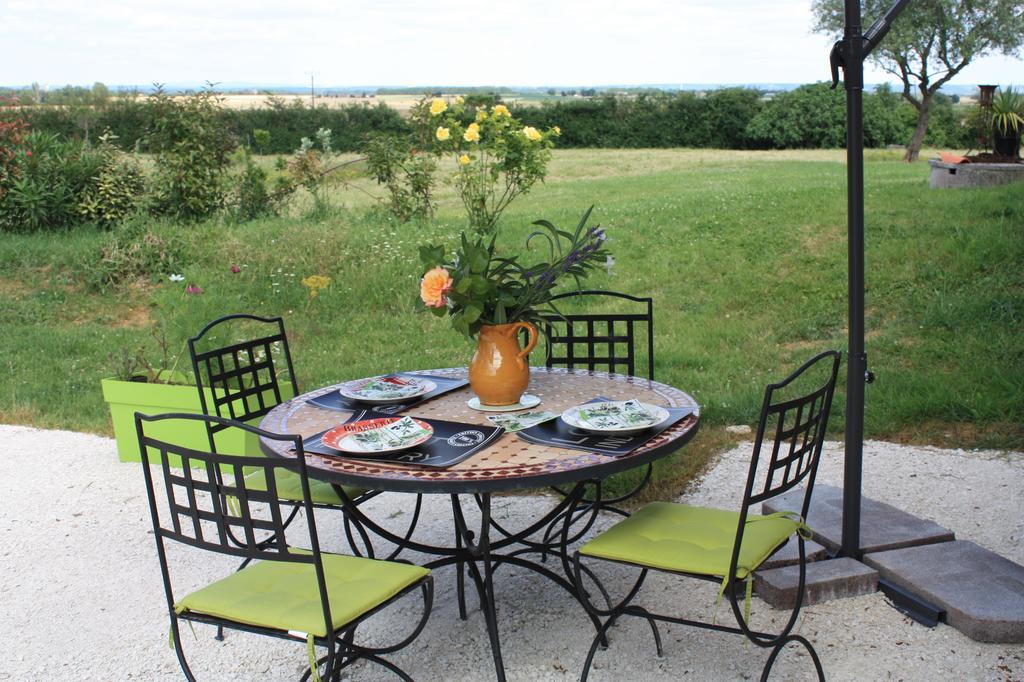 Domaine De Soulery Bed and Breakfast Beaupuy  Εξωτερικό φωτογραφία