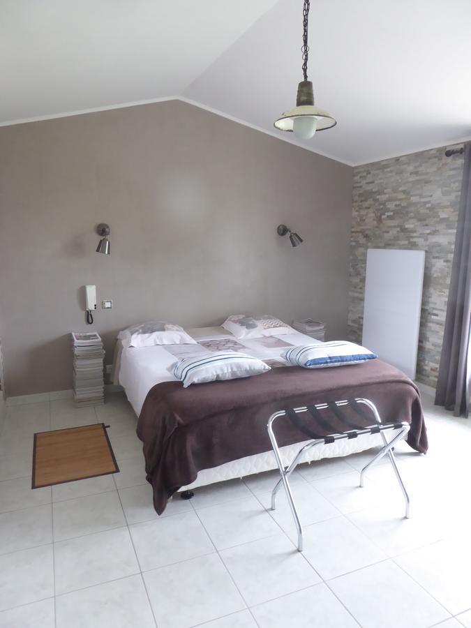 Domaine De Soulery Bed and Breakfast Beaupuy  Εξωτερικό φωτογραφία