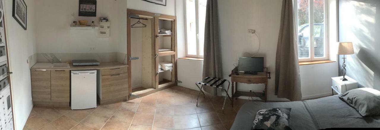 Domaine De Soulery Bed and Breakfast Beaupuy  Εξωτερικό φωτογραφία